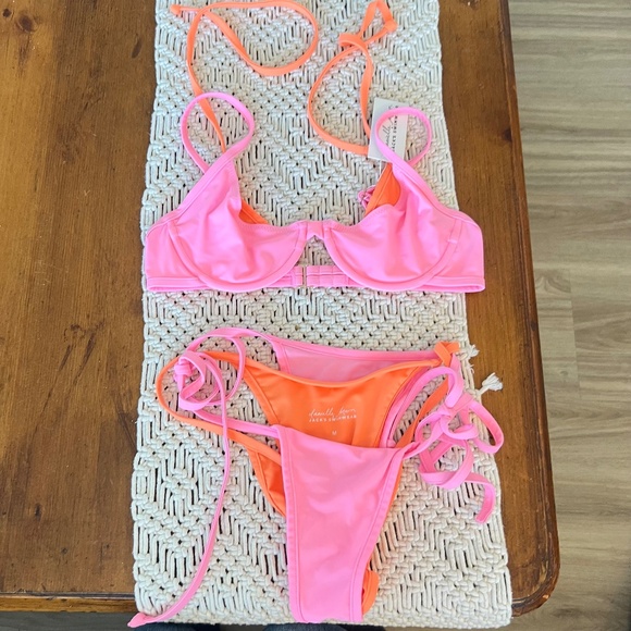 Danielle Brown x Jacks Swim wear set - Picture 2 of 4